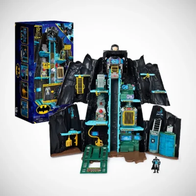 Giant Batman Transforming Playset 4